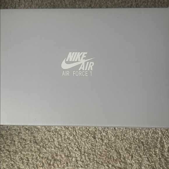 Women’s Nike Air Force 1 embellished Sneakers 9 - Picture 5 of 10